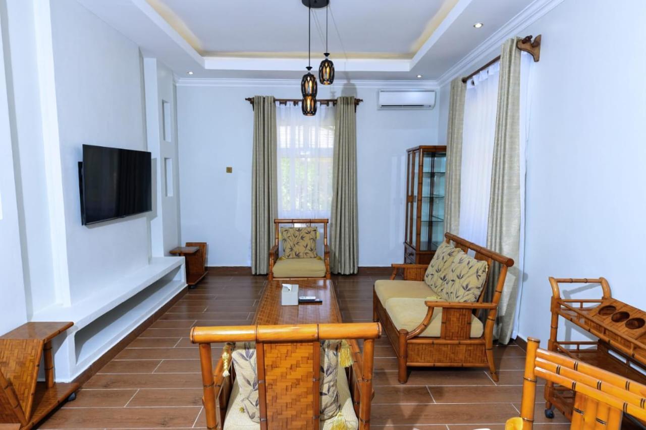 Vipingo Beach Resort Tezo Exterior photo