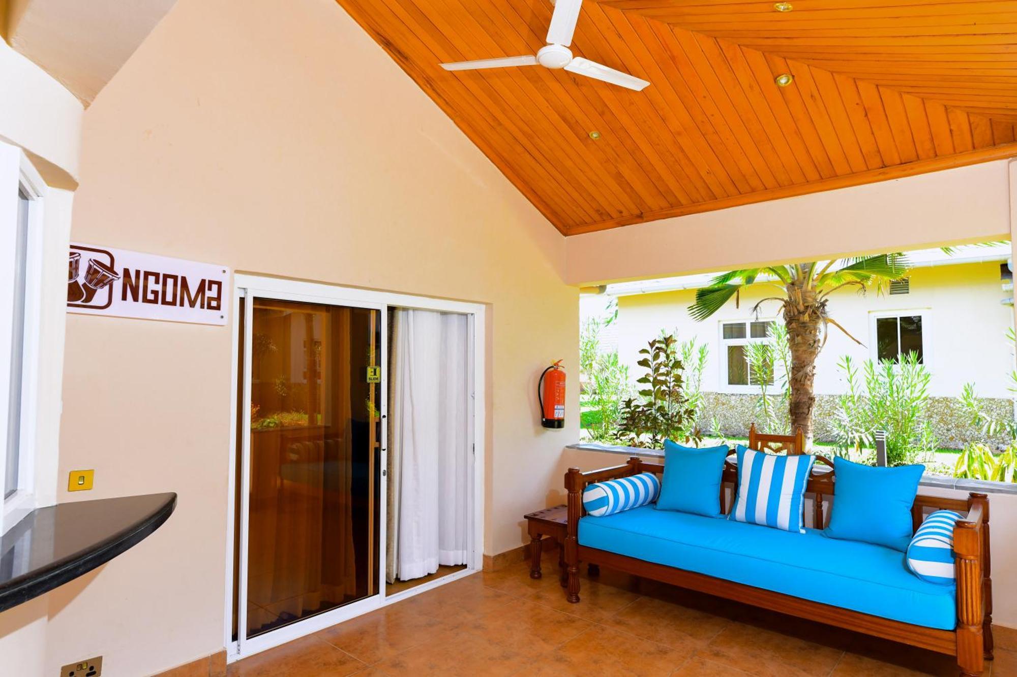Vipingo Beach Resort Tezo Exterior photo